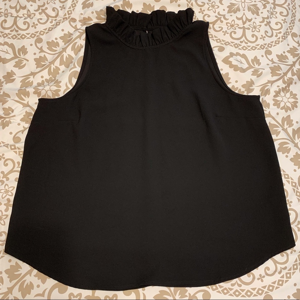 Gorgeous J Crew hi neck sleeveless crepe top